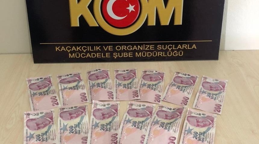 Piyasaya sahte para s&uuml;ren şahıs tutuklandı
