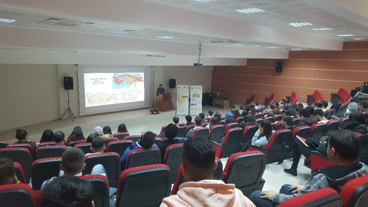 &Ouml;ğrencilere doğal afet semineri
