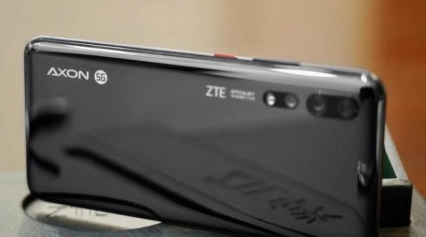 ZTE şimdi de Axon 10s Pro için kolları sıvadı