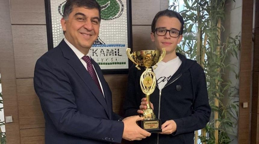 SANKO Okulları &ouml;ğrencisi satran&ccedil;ta il birincisi oldu