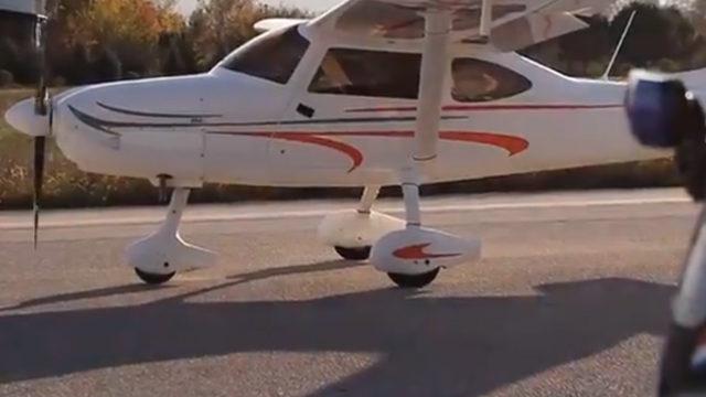 Jandarmadan motosiklet sürücülerine 'uçak'lı uyarı