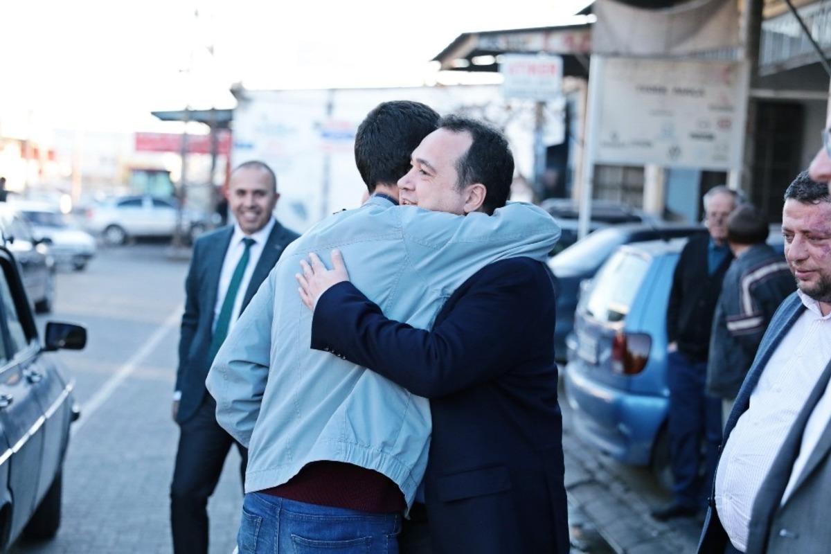 Başkan Besim Dutlulu, esnafın sorunlarını dinledi