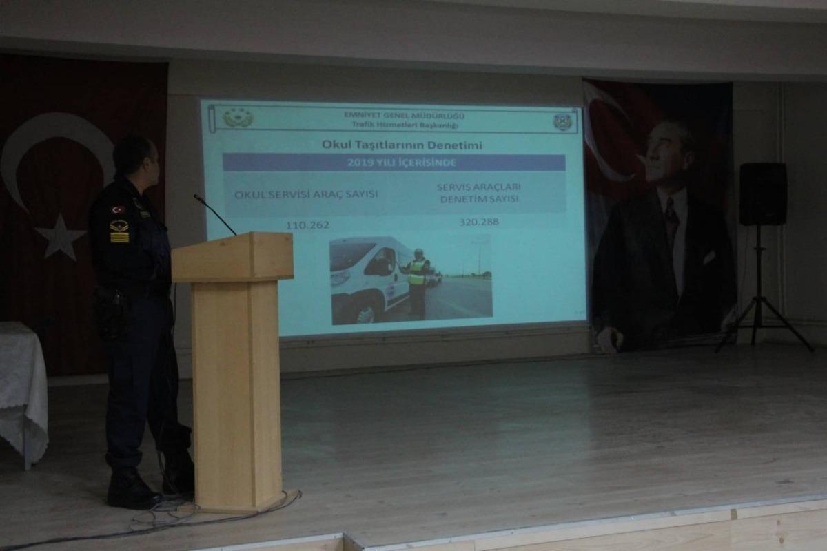 Servis şof&ouml;rleri, okul servis g&uuml;venliği hakkında bilgilendirildi