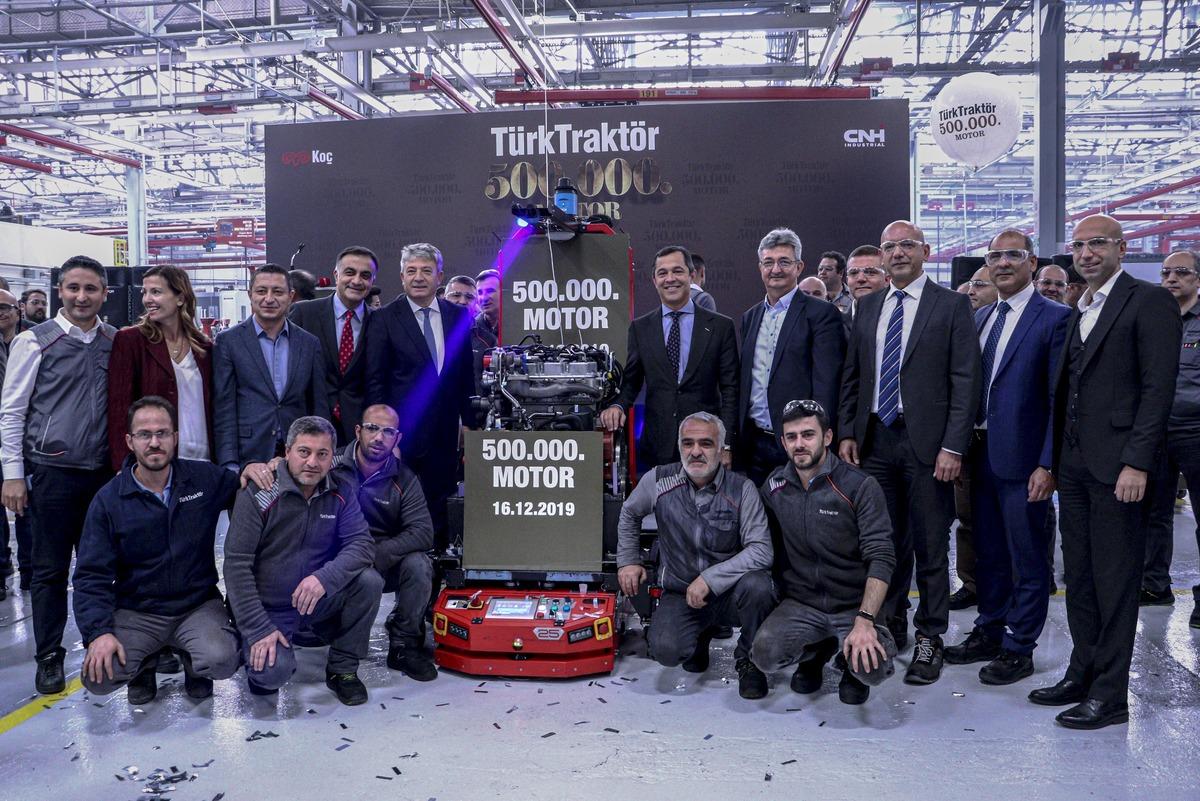 T&uuml;rkTrakt&ouml;r, 500 bininci yerli motorunu tanıttı