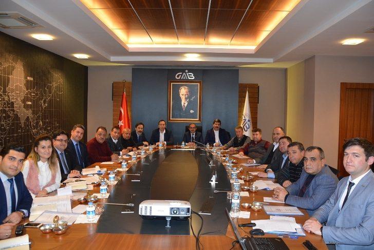 Halı sektörü 12 ayın ihracat şampiyonu G3