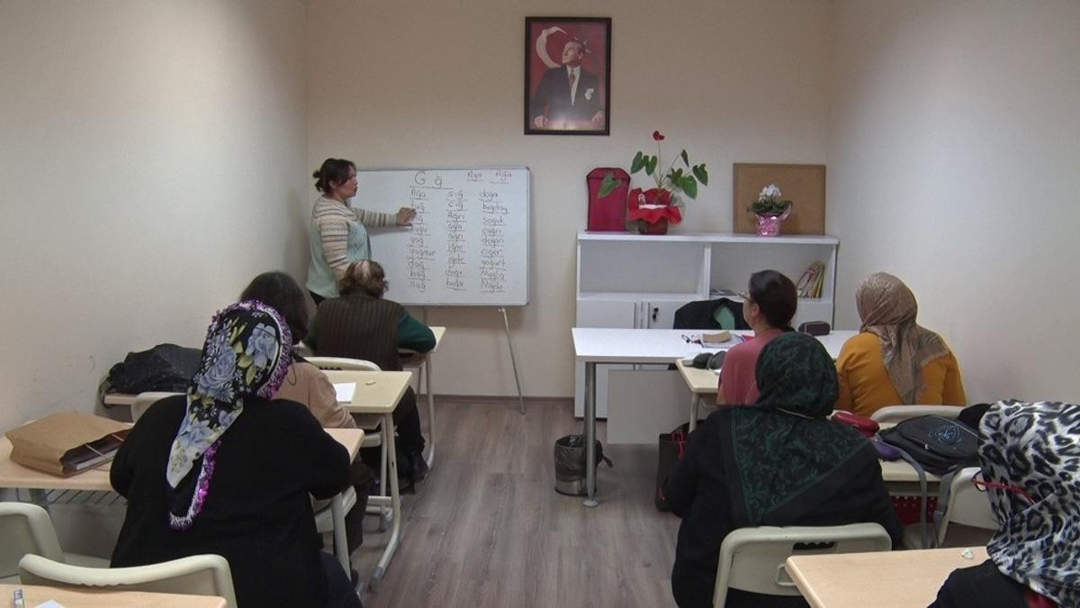 Maltepe&rsquo;de 5 bin kadına destek