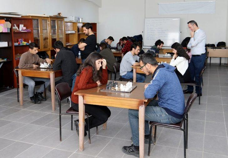 Ağrı İbrahim Çeçen Üniversitesi öğrencileri gönüllerince eğlendi G1
