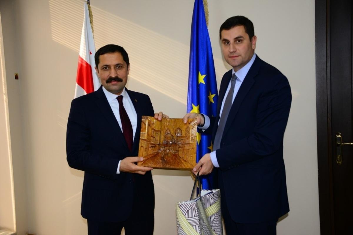 Vali Mustafa Masatlı, berberindeki heyetle birlikte G&uuml;rcistan&rsquo;ın Samtskhe-Javakheti b&ouml;lgesine resm&icirc; ziyaret ger&ccedil;ekleştirdi