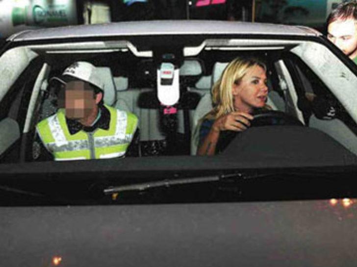 'Ne dinim kaldı, ne dinsizliğim' G2