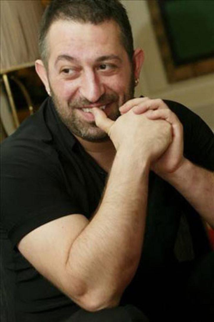 Cem Yılmaz'dan bir ilk G3