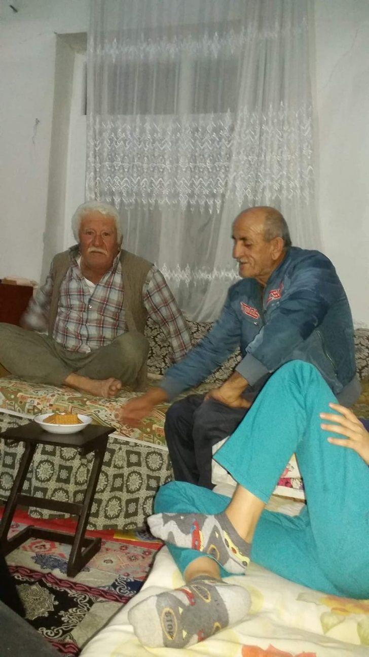 Peş peşe gelen ölüm haberleriyle yıkıldı! Annesinin ölüm haberini taziye çadırında aldı G3