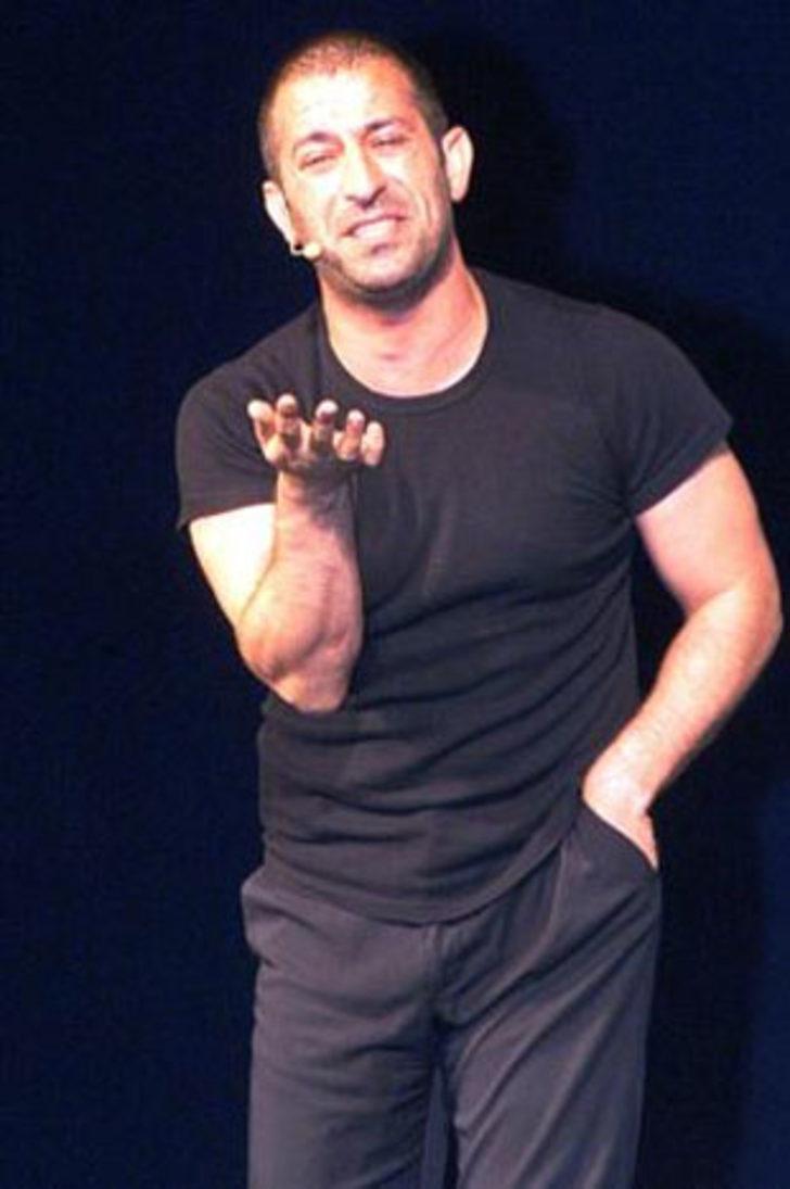 DVD'ye koydurmadığı o soru internete düştü G3