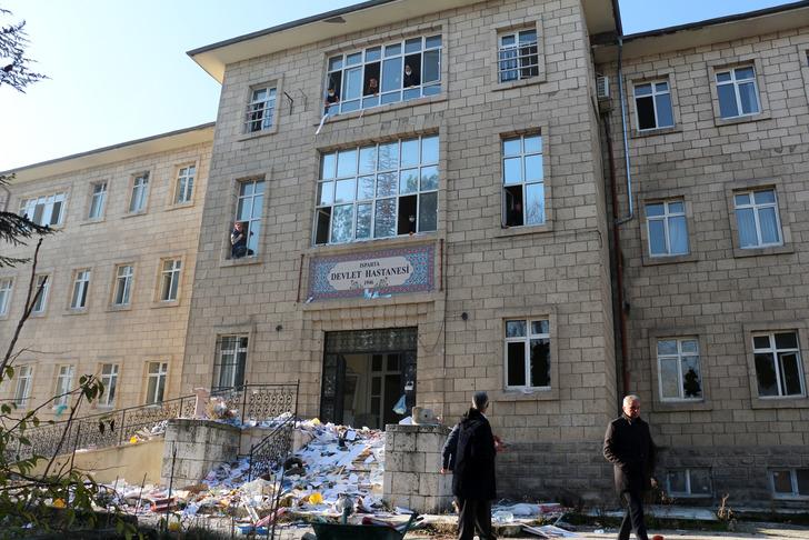 Eski hastane binasında fuhuş yapılıyor iddiası görevlileri harekete geçirdi! G5