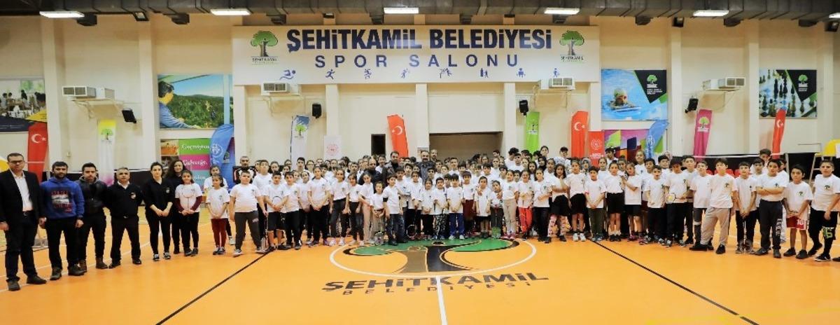 8 farklı kategoride 32 sporcu &ouml;d&uuml;l aldı