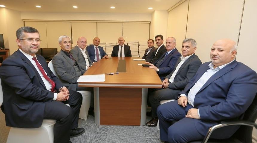 B&uuml;y&uuml;kşehir ile 3 il&ccedil;e belediyesi altyapı protokol&uuml;n&uuml; imzaladı