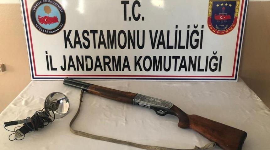 Jandarmadan ka&ccedil;ak av operasyonu