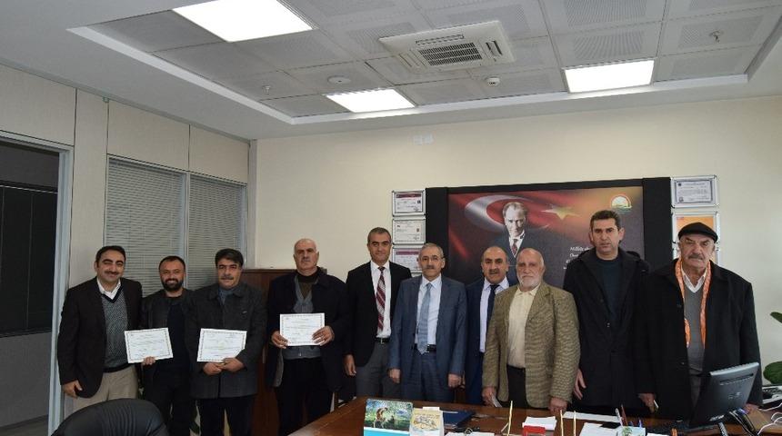 EK&Uuml;Y &uuml;reticilerine sertifikaları verildi