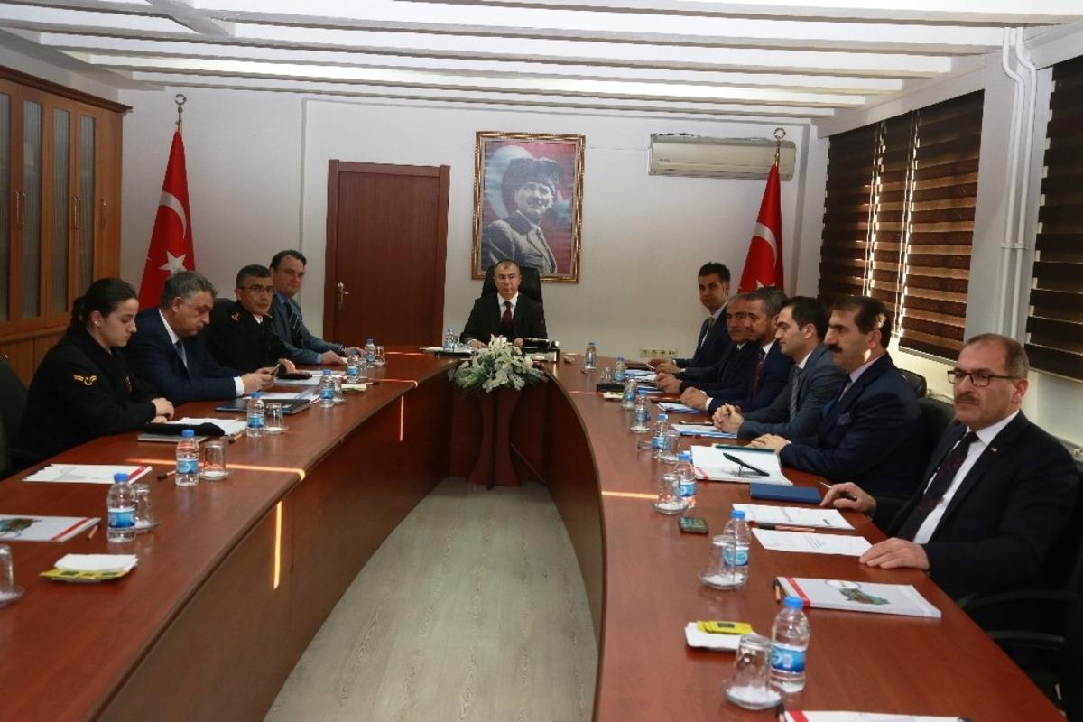 Artvin&rsquo;de, kadına şiddetle m&uuml;cadele i&ccedil;in eş zamanlı toplantı ger&ccedil;ekleştirildi