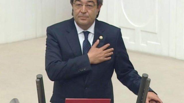 İYİ Parti Kayseri Milletvekili Dursun Ataş, İncesu Belediye Başkanı kendi menfaat, çıkar ve siyasi ikbali için AKP’ye geçmiştir