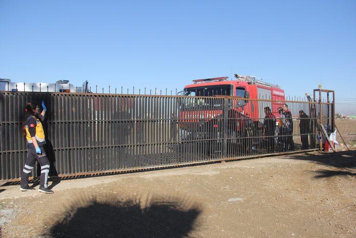 Adana'da 5 yaşındaki Ömer otomatik kapıya sıkışarak hayatını kaybetti G3