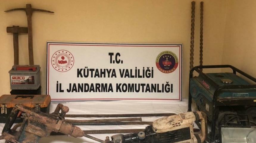 Jandarmadan definecilere su&ccedil;&uuml;st&uuml;