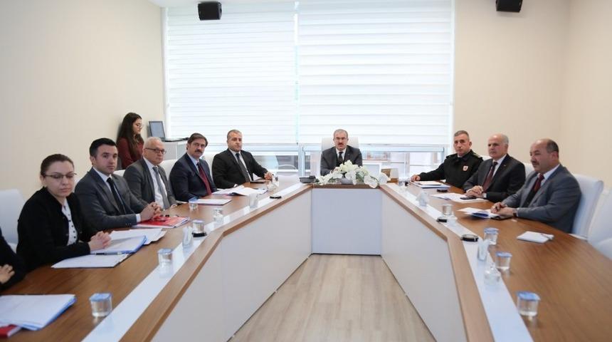 Vali Toraman: "KADES ve Alo 183 kullanımını yaygınlaştırmalıyız"