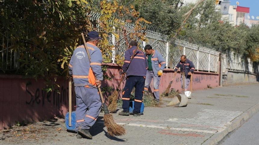 Toroslar&rsquo;da &rsquo;Sokakta Temizlik Var Projesi&rsquo; devam ediyor