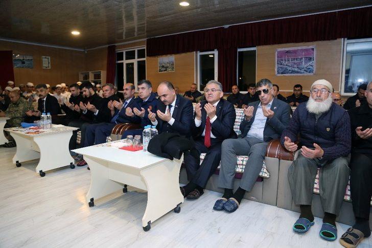 17 Aralık Şehitleri İçin Mevlit Okutuldu G2