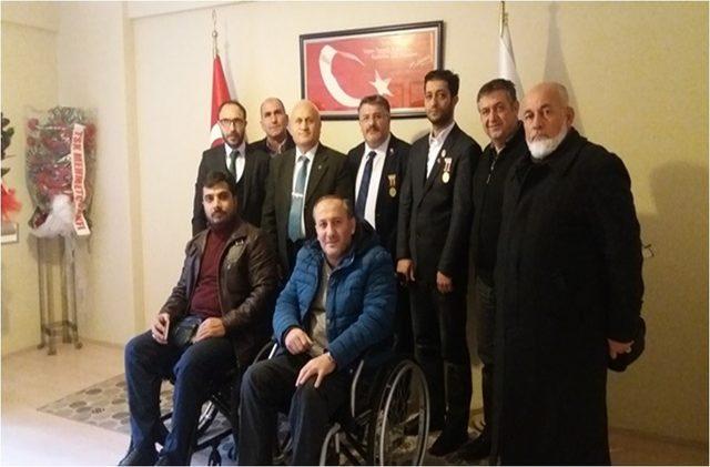 Türkiye Harp Malulü Gaziler Şehit Dul ve Yetimler Derneği Başkanı Recep Akgül ve yönetimi, TSK Mehmetçik Vakfı Erzurum temsilciliğini ziyaret etti