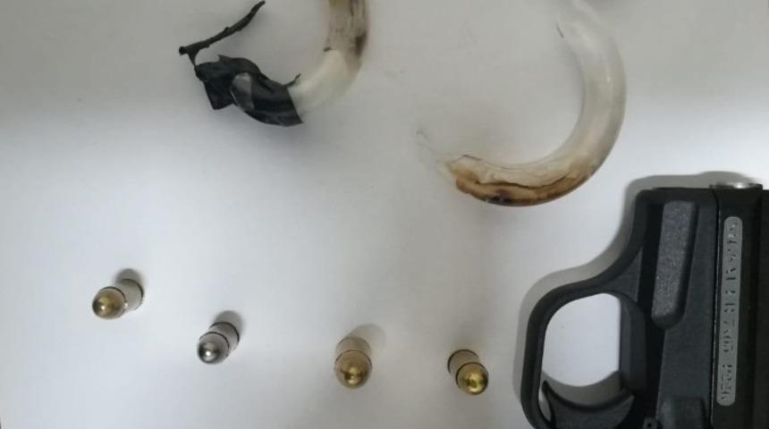 Didim&rsquo;de uyuşturucu ile yakalanan gasp&ccedil;ı tutuklandı