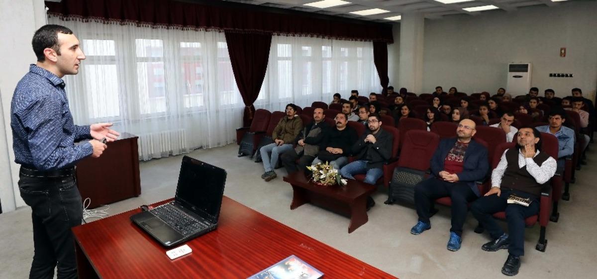 GA&Uuml;N&rsquo;de Doğu Akdeniz ve Kıbrıs meselesi konferansı