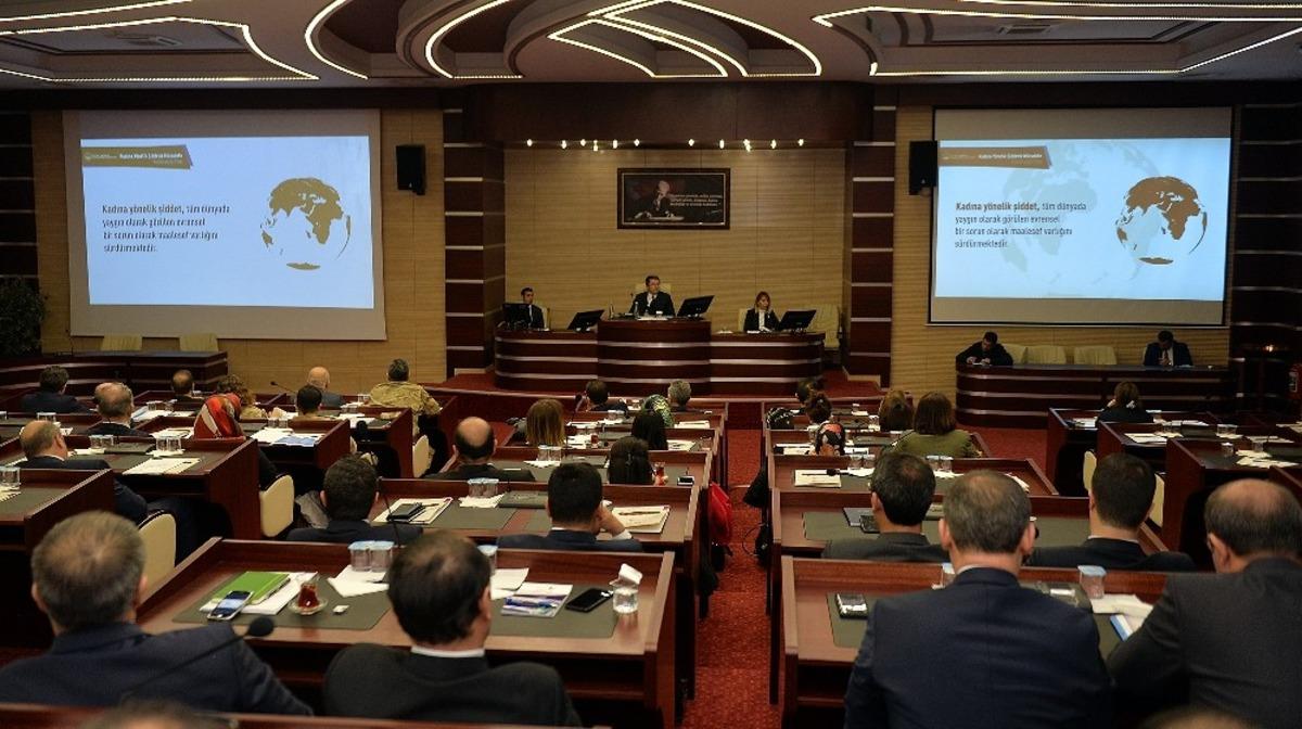 Erzurum&rsquo;da "Aile İ&ccedil;i ve Kadına Y&ouml;nelik Şiddetle M&uuml;cadele Toplantısı" yapıldı