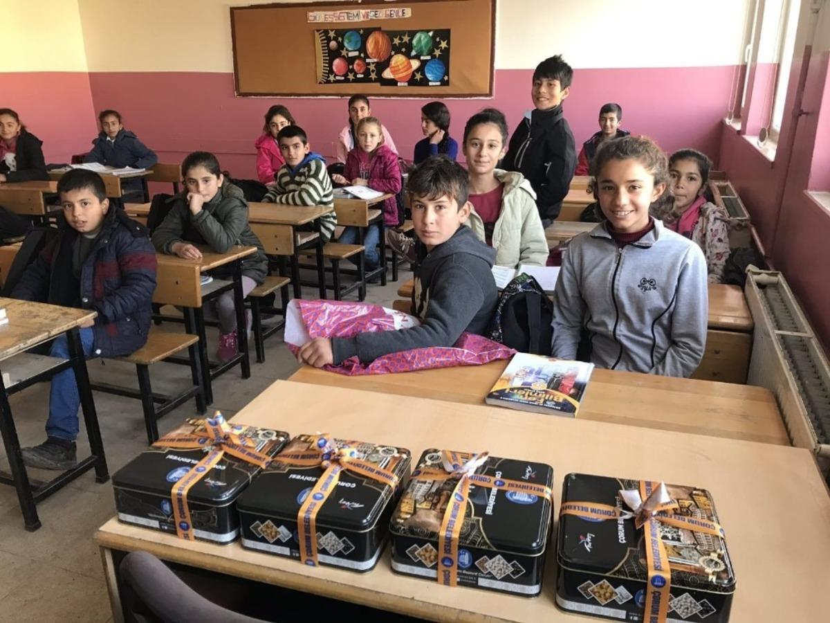 &Ccedil;orum belediyesi &ouml;ğrencileri leblebi ile tanıştırıyor