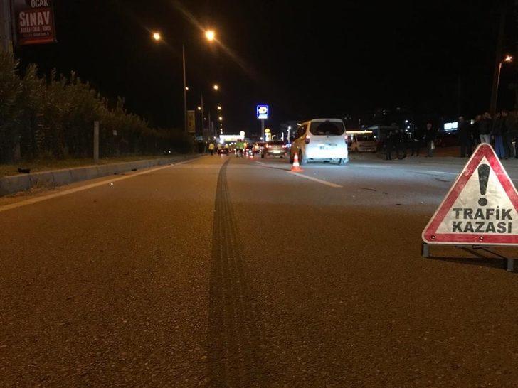 Yolun karşısına geçerken aracın çarptığı kadın hayatını kaybetti G1