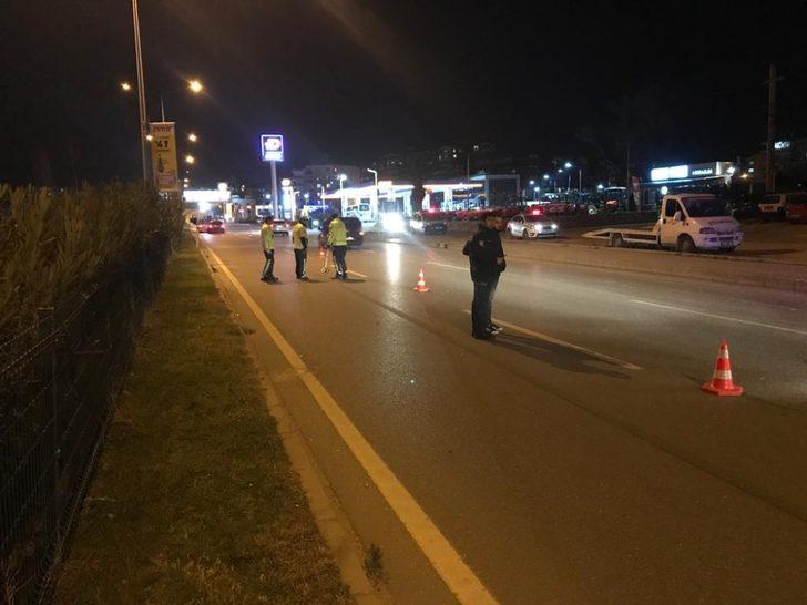 Yolun karşısına geçerken aracın çarptığı kadın hayatını kaybetti G2