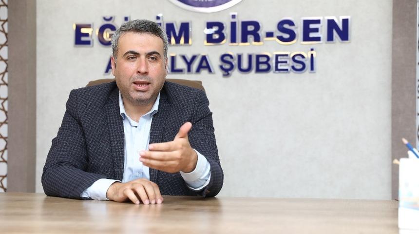 Eğitim Bir Sen&rsquo;den  s&ouml;zleşmeliye tayin hakkı talebi