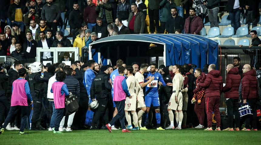 PFDK'dan Galatasaray'a ceza yağmuru!