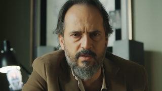 Timuçin Esen kimdir? Hekimoğlu dizisinde Doktor Ateş rolündeki Timuçin Esen hangi dizilerde oynadı?