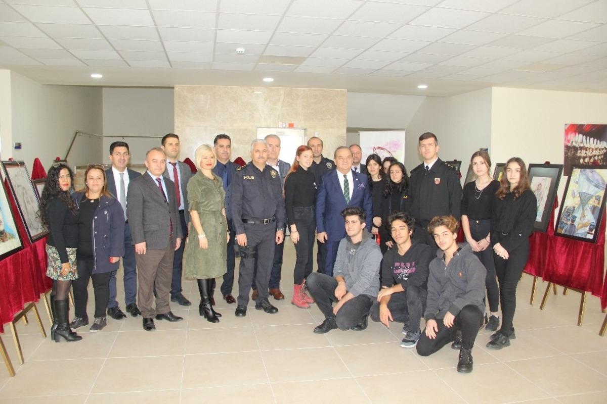 Yeni kaymakamlık binası resim sergisine ev sahipliği yaptı