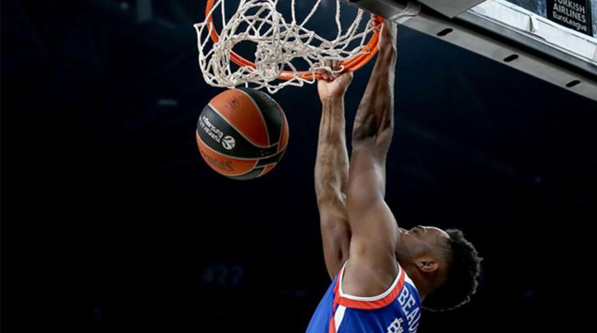 Anadolu Efes'in Avrupa'da bileği bükülmüyor