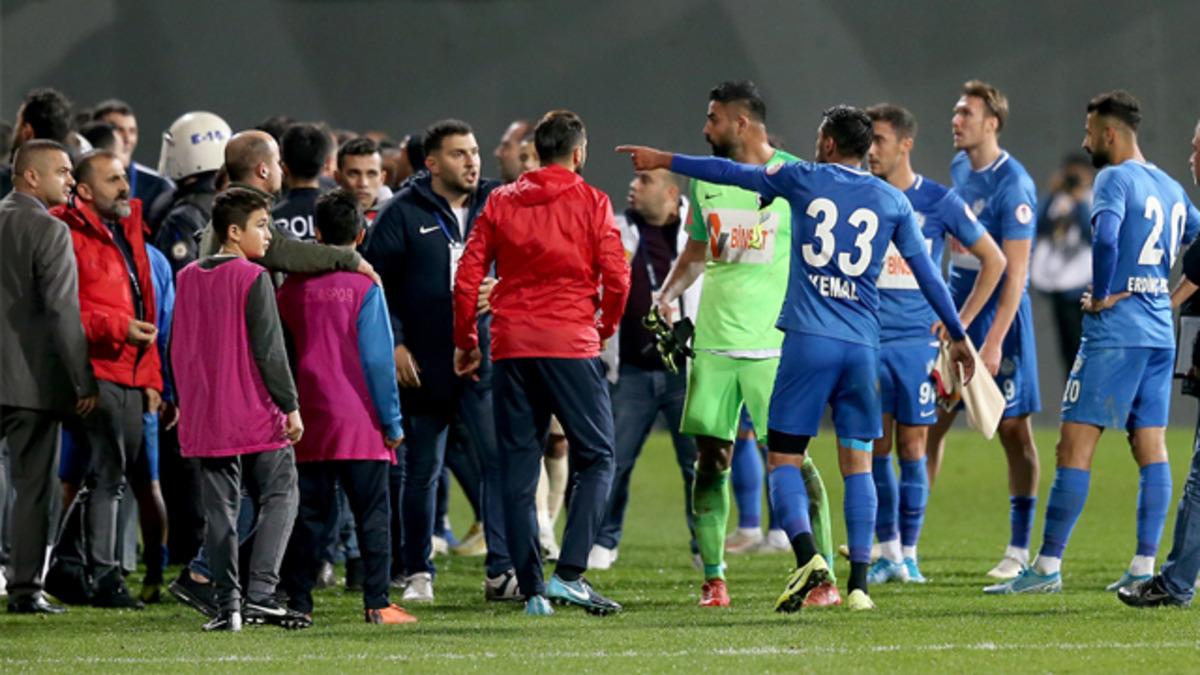 İşte b&uuml;t&uuml;n olayların fitilini ateşleyen G&ouml;khan &Ccedil;ıra&rsquo;nın paylaşımı!