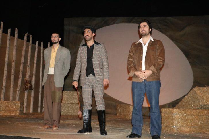 ‘Pusuda’ ve ‘Öç’ oyunu Van’da sahneleniyor G2