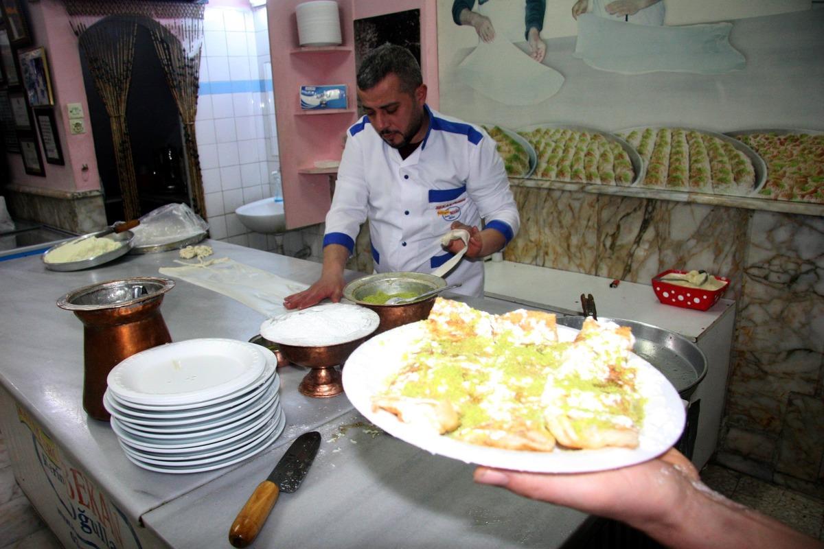 Kilis katmeri nasıl yapılır? Tatlıların imparatoruna talep arttı