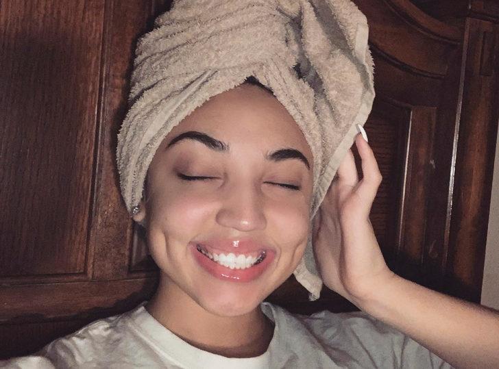 Güzellik uğruna çekilen eziyet! Yüzüne yapışan maskeyi acı içinde çıkardı G5