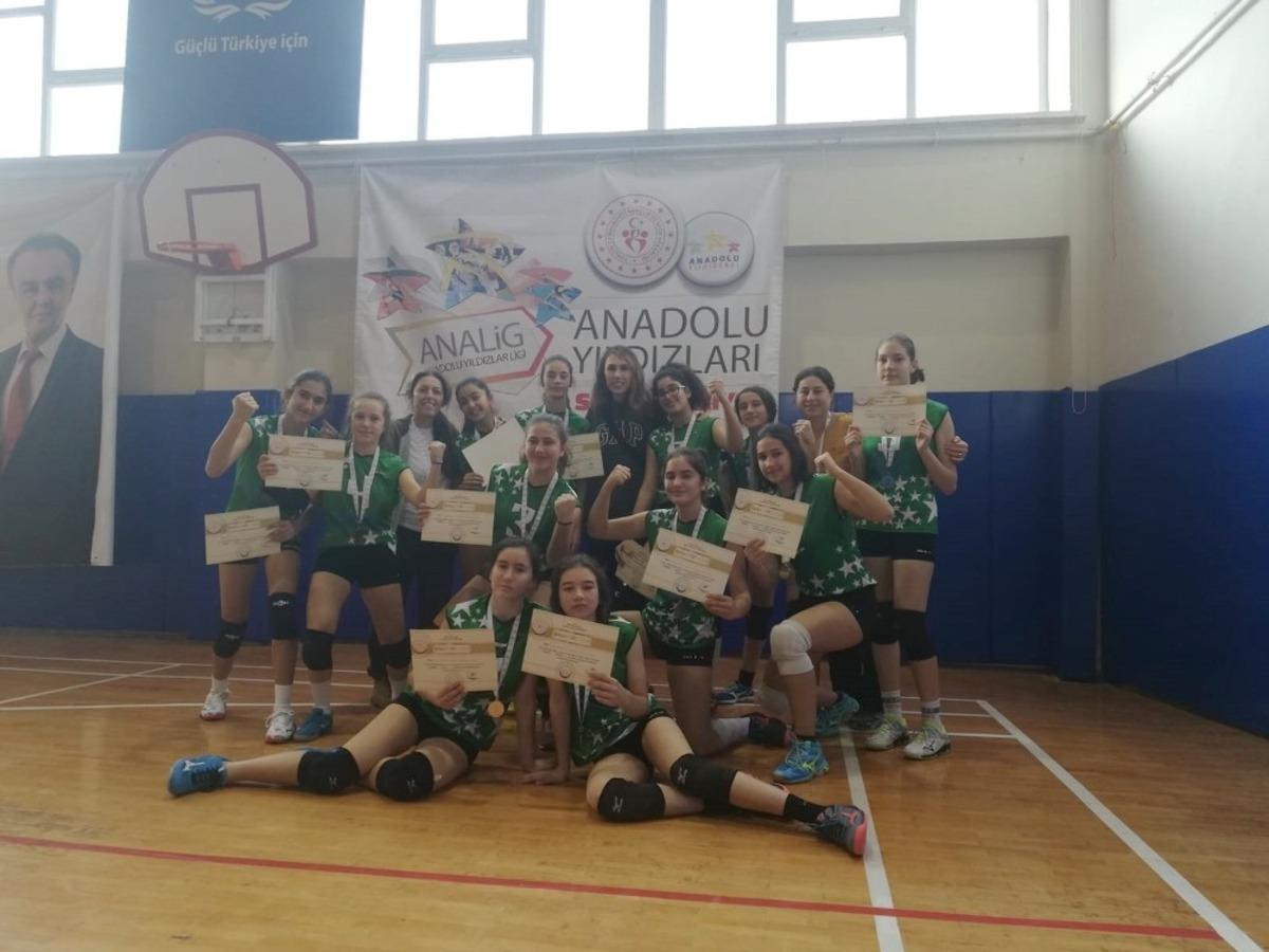 Anadolu&rsquo;nun Yıldızları lider d&ouml;nd&uuml;