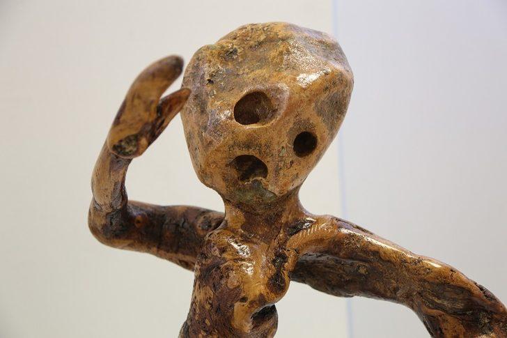 Ağaç kökleri Maltepe’de heykele dönüştü G4