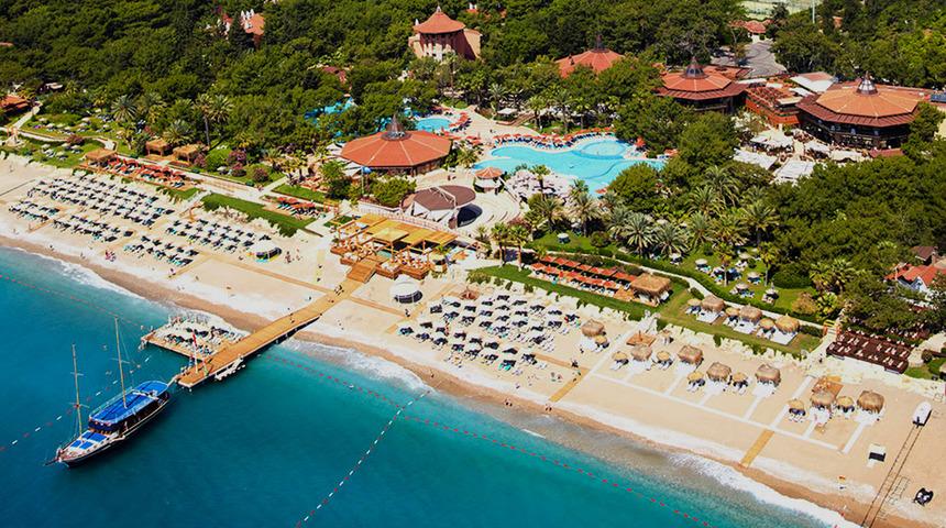 Kemer'deki 5 yıldızlı otel icradan satılığa çıkarıldı  