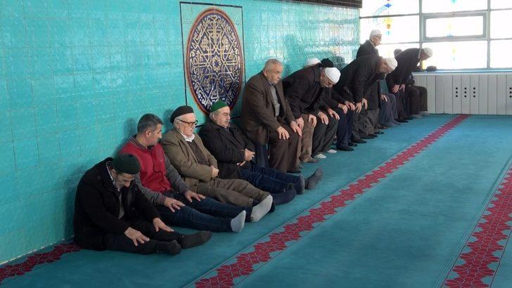 Camilerde oturaklar kaldırılıyor G3