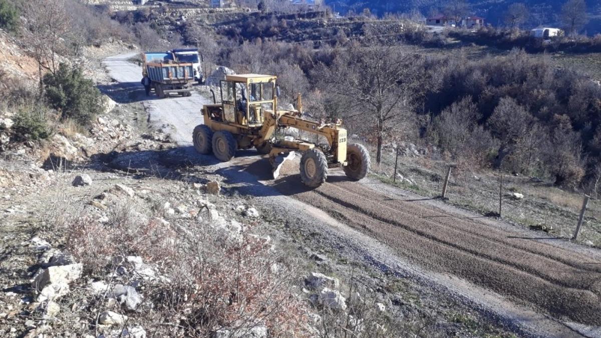 Alanya&rsquo;da Karapınar yoluna kış bakımı