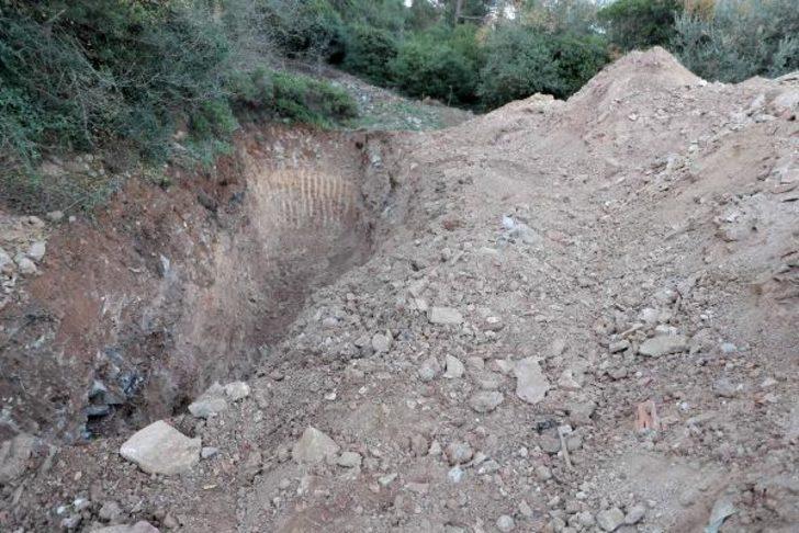 Büyükada'da açılan çukurlar merak konusu oldu G4